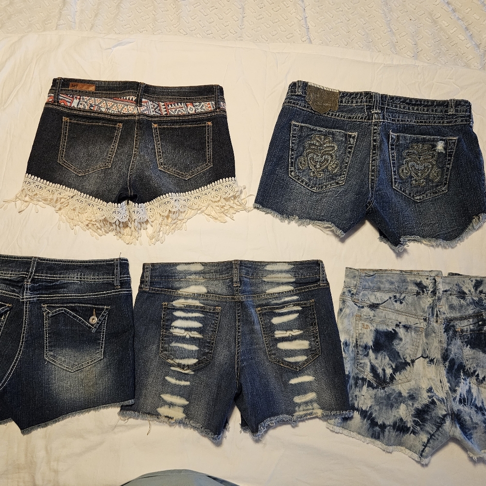 Bundle of Jeans Shorts Women's size 7, one pair size 9, but runs like 7. Cute